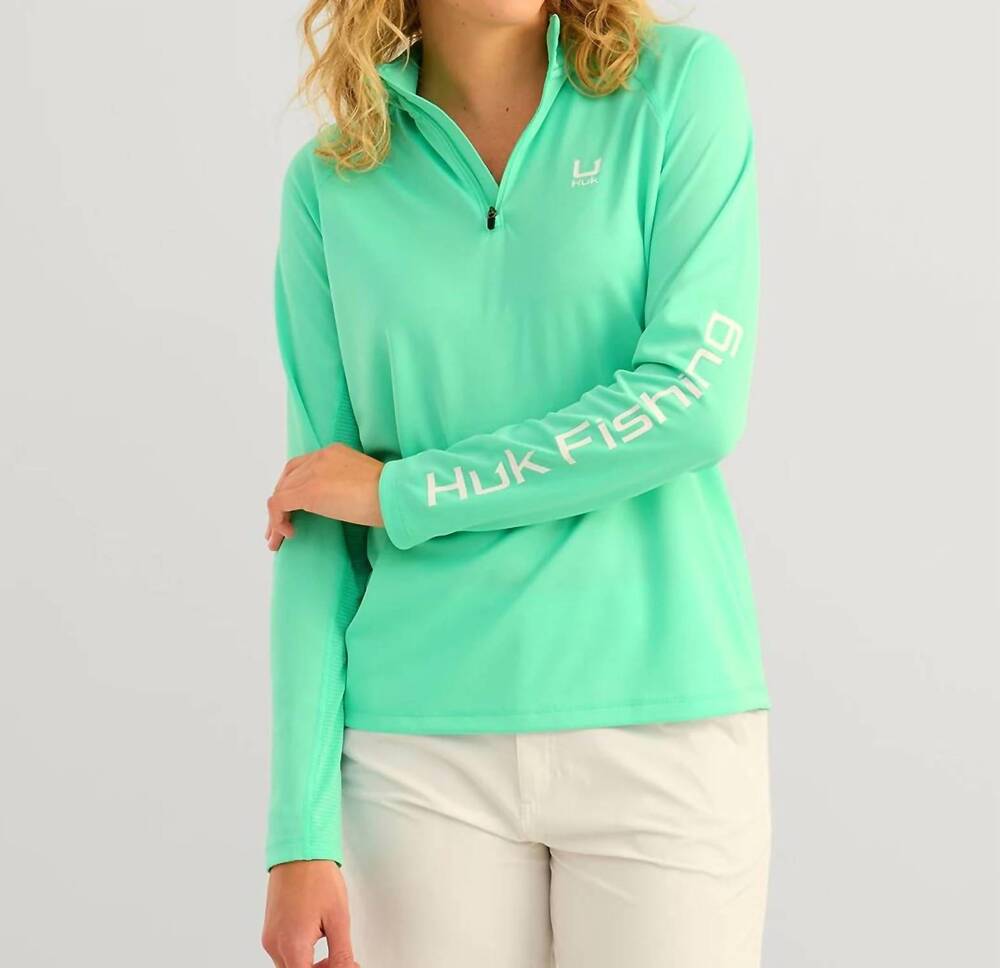 NEW HUK icon long sleeve hoodie in bermuda